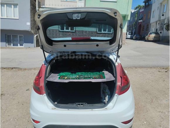 Ford Fiesta 2010 model