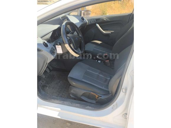 Ford Fiesta 2010 model
