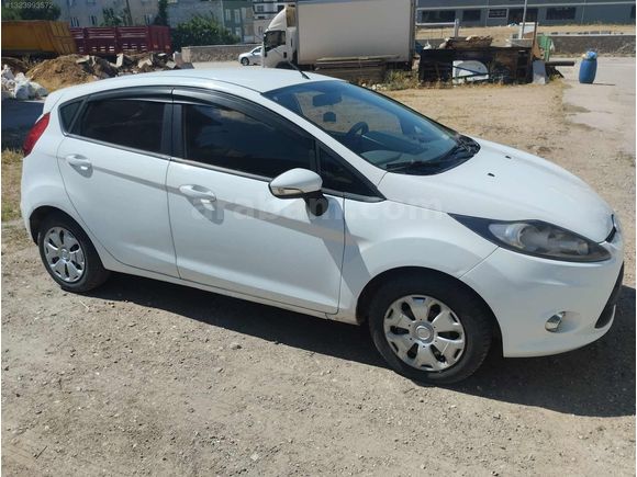 Ford Fiesta 2010 model