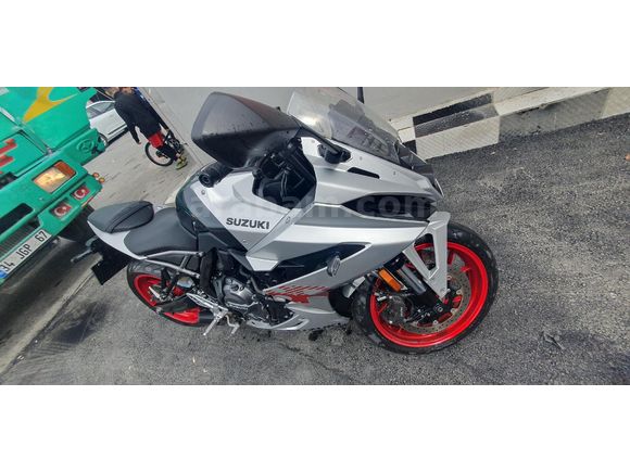 Sahibinden Suzuki GSX 8R