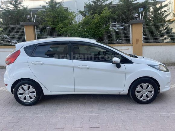 İLK SAHİBİNDEN 2012 MODEL ORJİNAL 180 BİN KM DE MASRAFSIZ