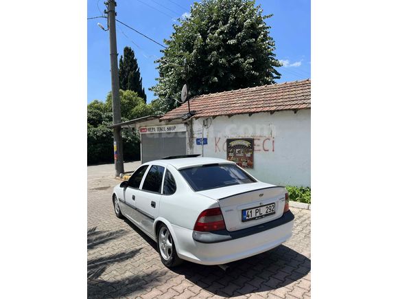 Sahibinden Opel Vectra 1.6 GL 1999 Model 