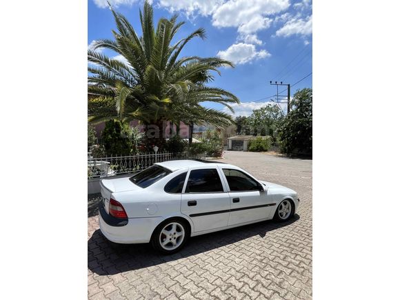 Sahibinden Opel Vectra 1.6 GL 1999 Model 
