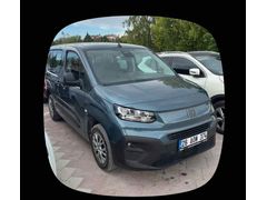 Sahibinden Fiat Doblo Combi 1.5 BlueHDi Easy 2026 Model  8.000 km Mavi (metalik)