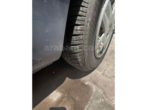 Sahibinden Renault Clio 1.4 RNA 2001 Model Tekirdağ