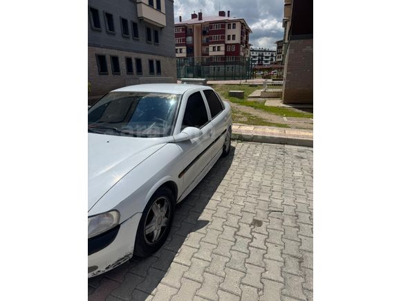 Sahibinden Opel Vectra 2.0 CDX 1996 Model