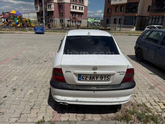 Sahibinden Opel Vectra 2.0 CDX 1996 Model