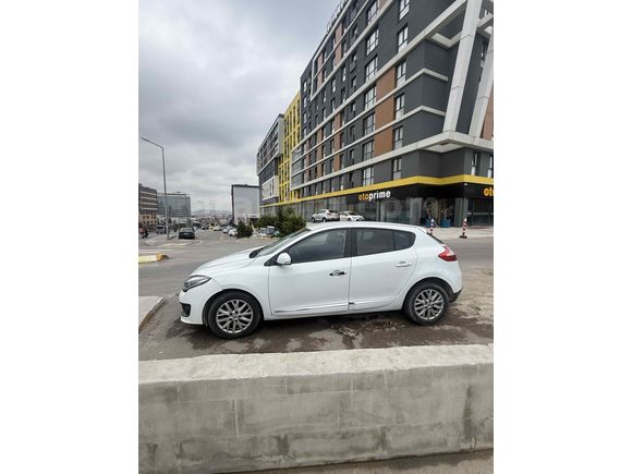 otomatik 2015 megane 670.000tl