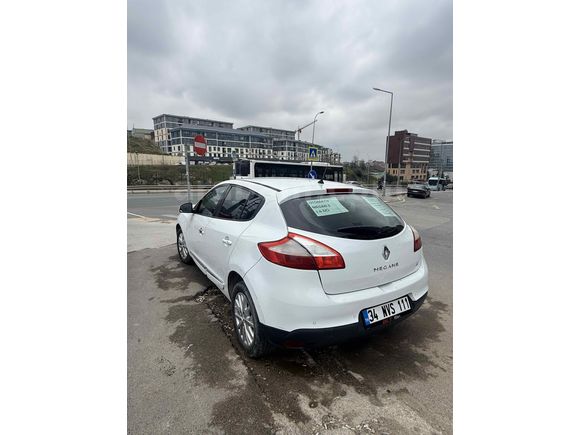 otomatik 2015 megane 670.000tl