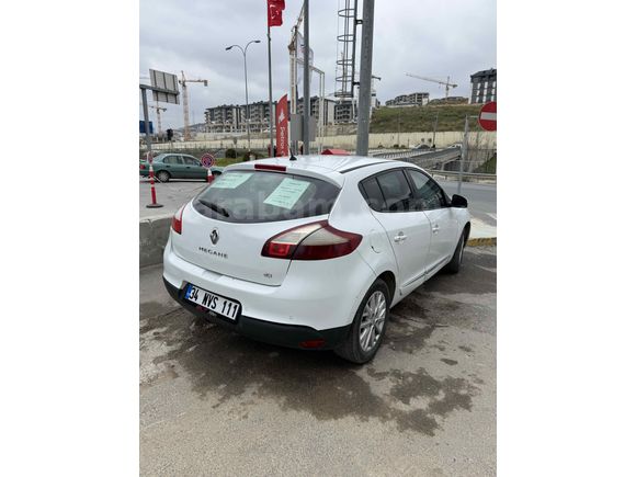 otomatik 2015 megane 670.000tl