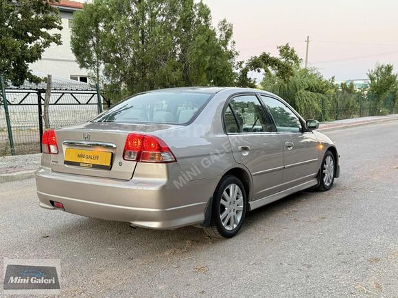 MİNİ GALERİ'DEN HATSIZ DEĞİŞENSİZ PARÇA BOYALI VTEC 2