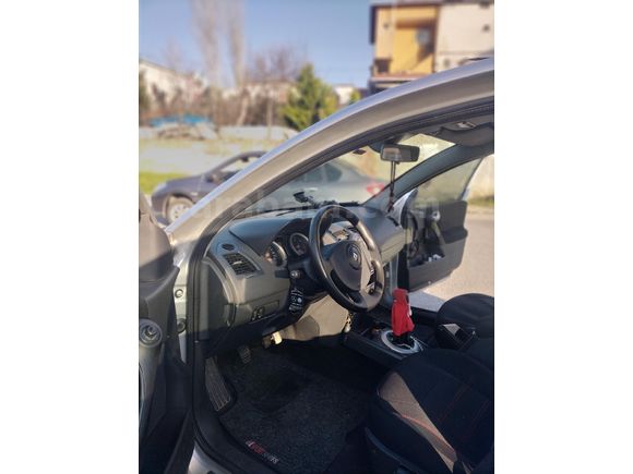 Sahibinden Renault Megane 1.5 dCi Dynamique 2005 Model