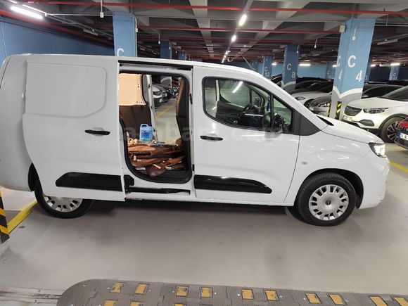 Sahibinden Opel Combo 1.5 CDTI Essential 2025 Model  550 km Beyaz
