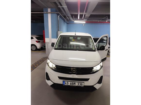 Sahibinden Opel Combo 1.5 CDTI Essential 2025 Model  550 km Beyaz