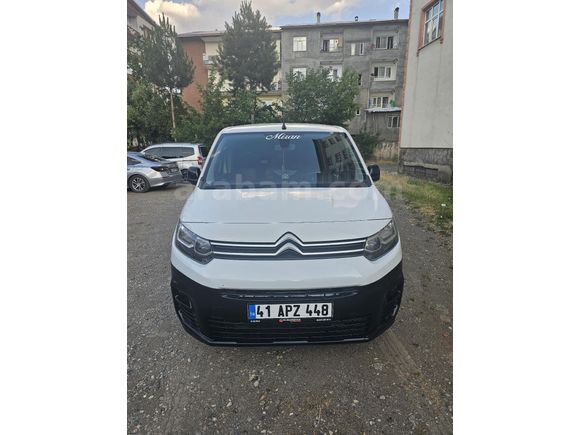 Sahibinden Citroen Berlingo 1.5 BlueHDI 2023 Model