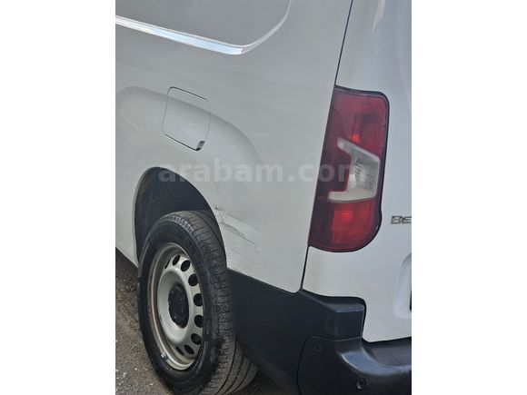 Sahibinden Citroen Berlingo 1.5 BlueHDI 2023 Model