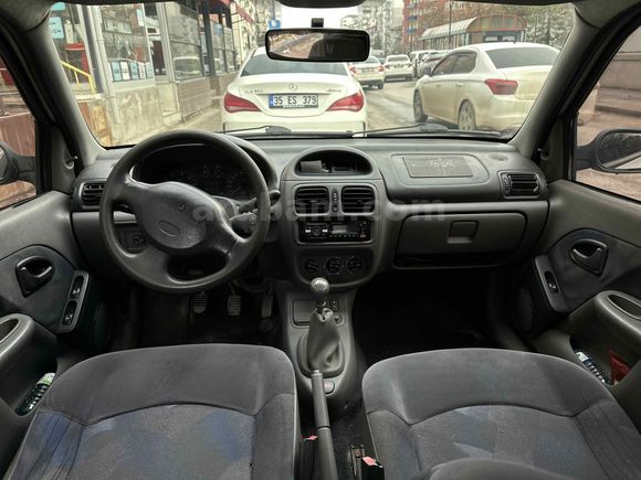 Sahibinden Renault Clio 1.4 RTA 2001 Model 