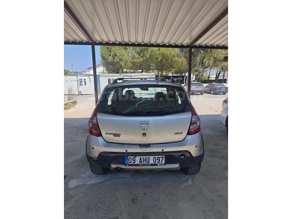Sahibinden Dacia Sandero 1.5 dCi Stepway 2011 Model