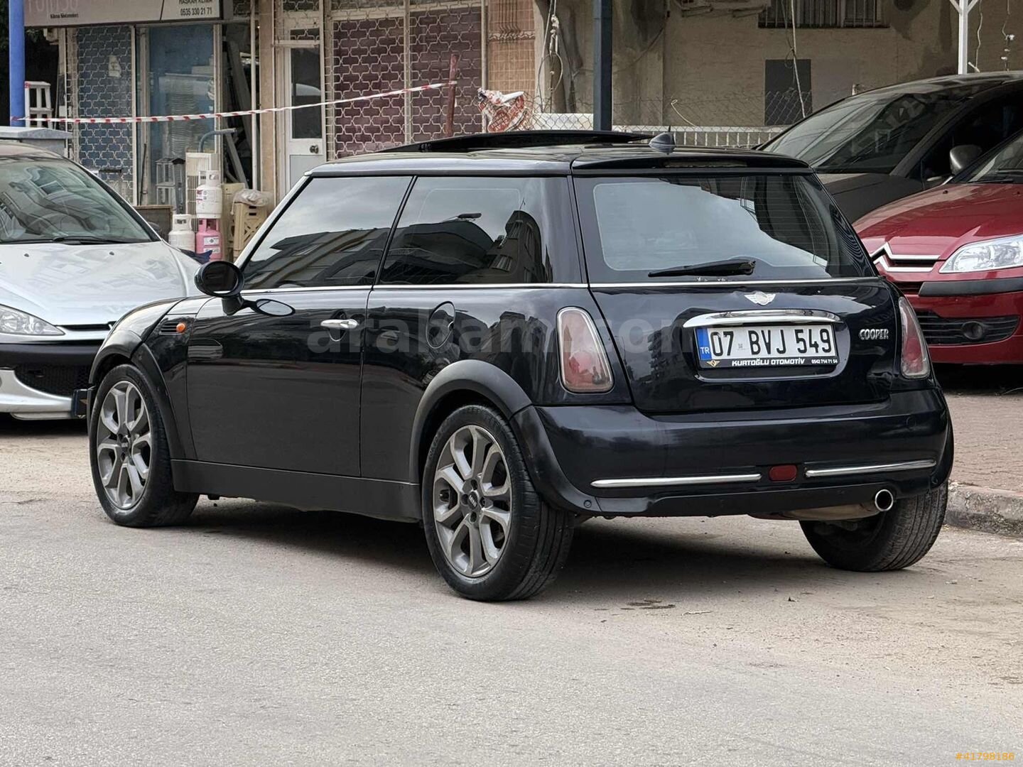Galeriden Mini Cooper 1.6 Türkiye Paketi 2006 Model Antalya 240.000 km Siyah 4