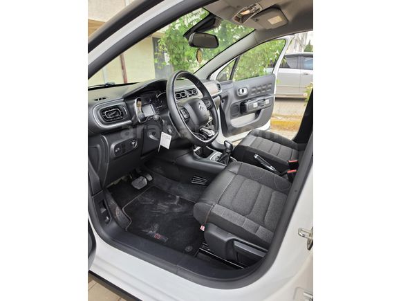 Sahibinden Citroen C3 1.2 PureTech Shine 2023 Model