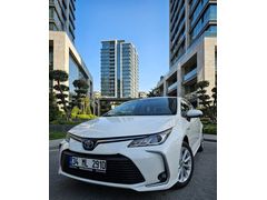  Toyota Corolla 1.8 Hybrid Dream 2021 GARANTILI (SERVIS BAKIMLI)