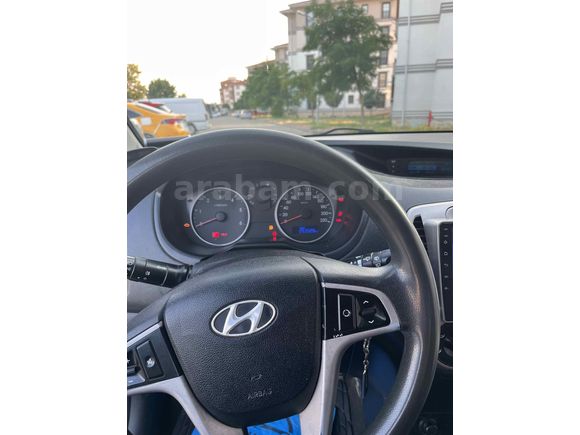 Sahibinden Hyundai i20 1.4 CRDi Team 2011 Model 