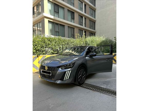 Peugeot e-208 GT 2025 Şubat Trafiğe Çıkışlı