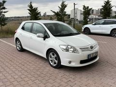 İlk Sahibinden Orijinal Kilometre Toyota Auris 1.4 D-4D Comfort Extra 2012 Model 