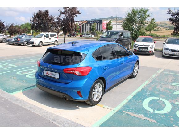 Ford  Focus 1.5 TREND X 