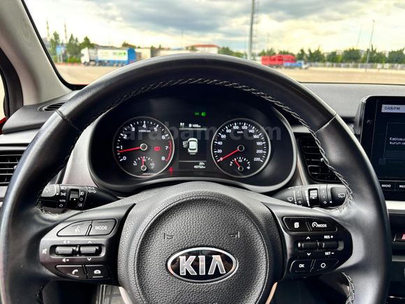 Otomatik Kia Stonic 1.4 MPI Cool 2020 Model Çorum  Mercan Kırmızı