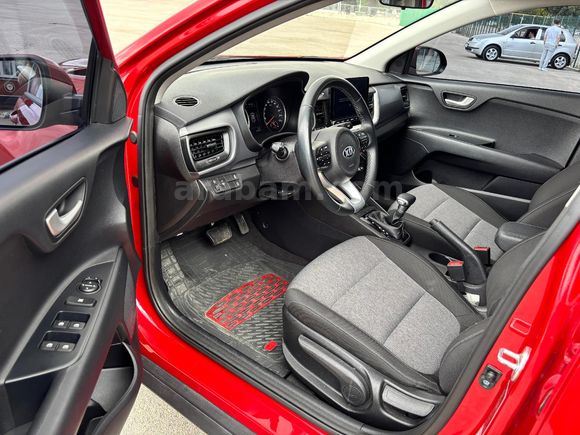Otomatik Kia Stonic 1.4 MPI Cool 2020 Model Çorum  Mercan Kırmızı