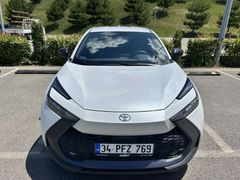 Sahibinden Toyota C-HR 1.8 Hybrid Passion 2025 Model 