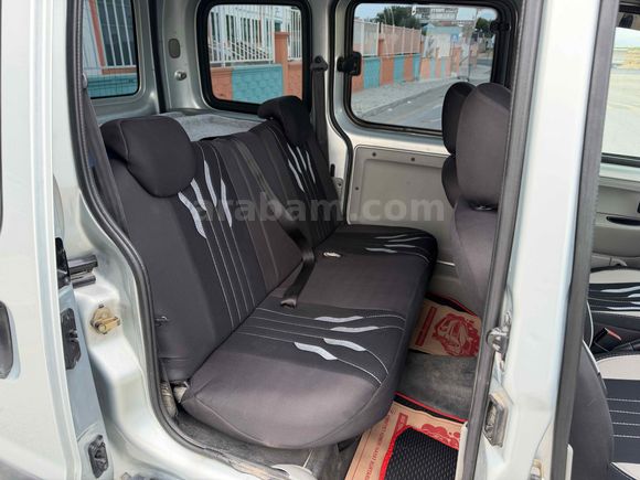Sahibinden Renault Kangoo Multix 1.5 dCi Authentique 2004 Model Mersin
