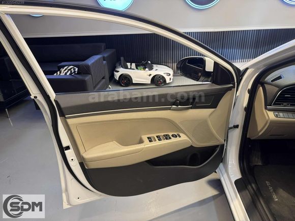 SDM MOTORS 2017 HYUNDAİ ELANTRA STYLE PLUS 257.*** KM