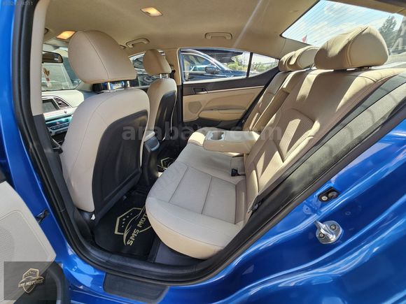 SMS MOTORS 2017 HYUNDAİ ELANTRA 1.6CRDI STYLE PLUS+GERİGÖRÜŞ