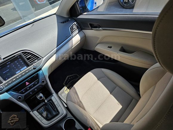 SMS MOTORS 2017 HYUNDAİ ELANTRA 1.6CRDI STYLE PLUS+GERİGÖRÜŞ