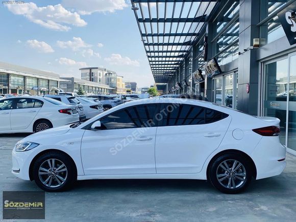 2017 HYUNDAİ ELANTRA 1.6 CRDİ STYLE PLUS BAKIMLI MASRAFSIZ