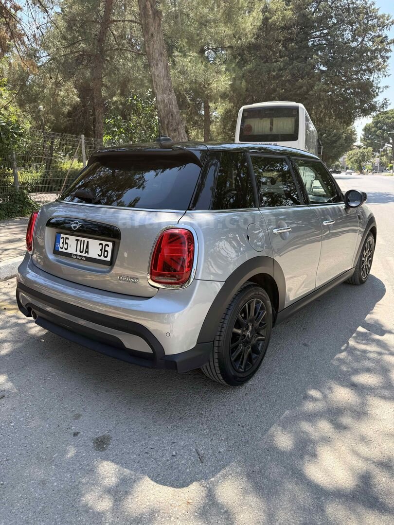 Sahibinden Mini Cooper 1.5 Signature 2024 Model 3