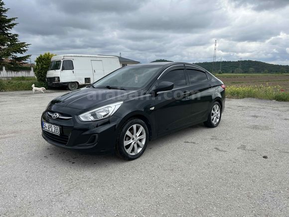 Sahibinden Hyundai Accent Blue 1.4 D-CVVT Mode Plus 2017 Model 