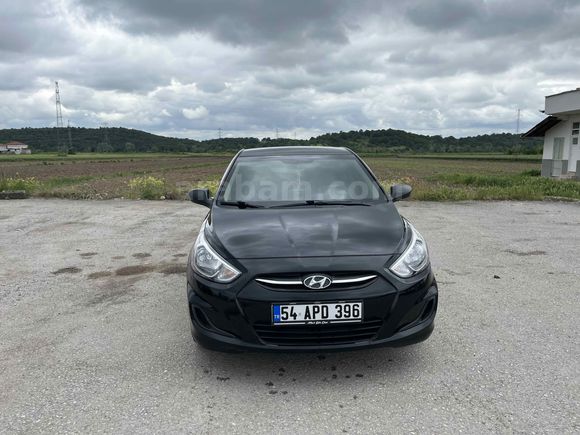 Sahibinden Hyundai Accent Blue 1.4 D-CVVT Mode Plus 2017 Model 