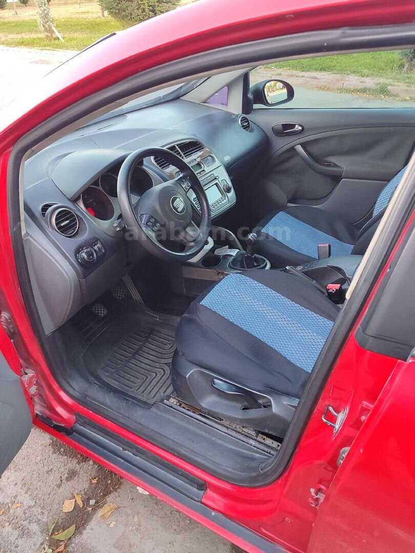 Sahibinden Seat Altea 1.9 TDI Style 2005 Model Konya 267.500 km Kırmızı 4
