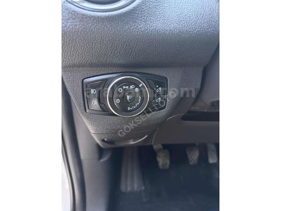 OTOMOBİL RUHSATLI 2018 MODEL 144bin KM BAĞAJ HARİÇ ORJİNAL