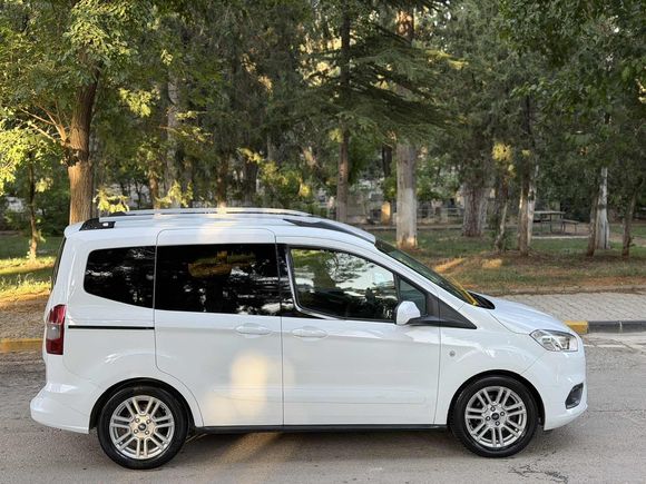 2020 MODEL TİTANYUM OTOMOBİL RUHSATLI KM 175 BİNDE CAM GİBİ