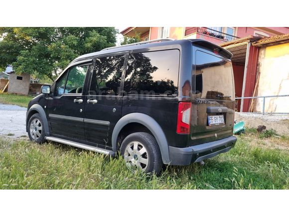 Sahibinden Ford Tourneo Connect 110PS 2011 Model
