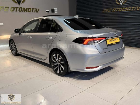 2022 TOYOTA COROLLA 1.5 FLMA X-PAC DEĞŞENSİZ SERVİS BAKIMLI