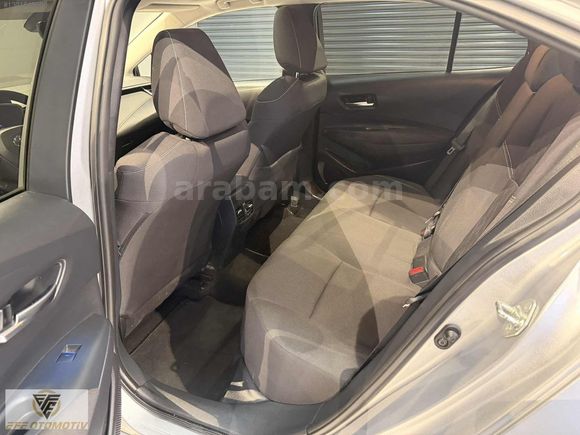 2022 TOYOTA COROLLA 1.5 FLMA X-PAC DEĞŞENSİZ SERVİS BAKIMLI