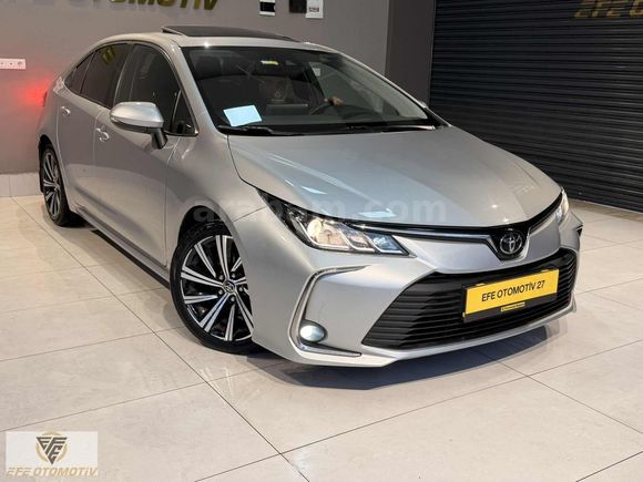 2022 TOYOTA COROLLA 1.5 FLMA X-PAC DEĞŞENSİZ SERVİS BAKIMLI