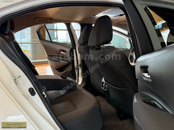 73 BİN KM-COROLLA FLAME X PACK+ SUNROOF+GARANTİLİ+FUL BAKIMLI