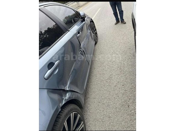 2022 COROLLA 1.5 FLAME X-PACK MULTIDRIVE S 46 BİN KM SUNROOF