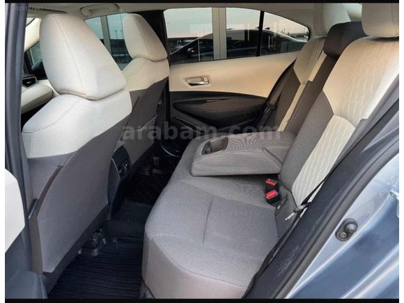 2022 COROLLA 1.5 FLAME X-PACK MULTIDRIVE S 46 BİN KM SUNROOF